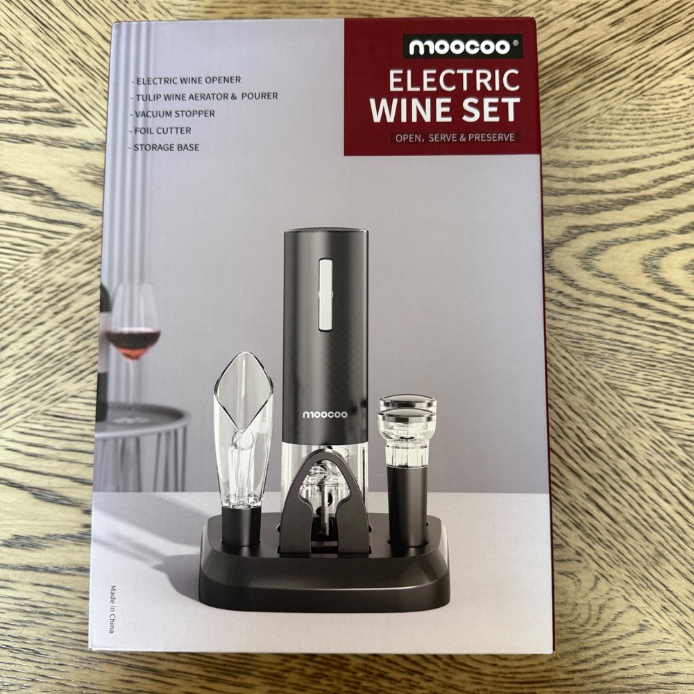 Moocoo Electric Wine Opener Set Rechargeable Automatic Corkscrew 5 Piece NEW